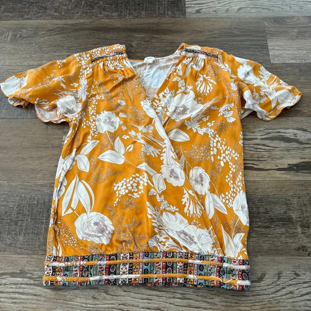Anthropologie Tiny floral boho cross cross top XS